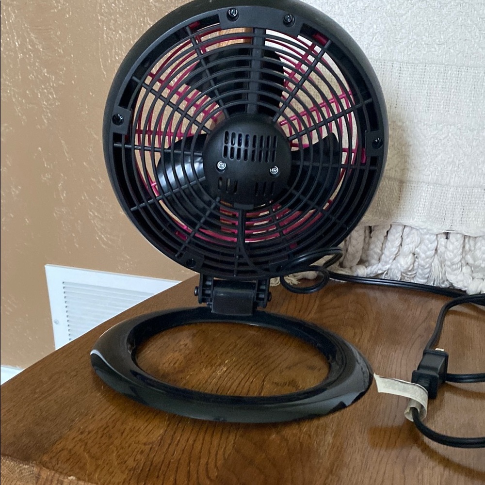 Pink and Black Electric Stand Fan - Picture 4 of 5